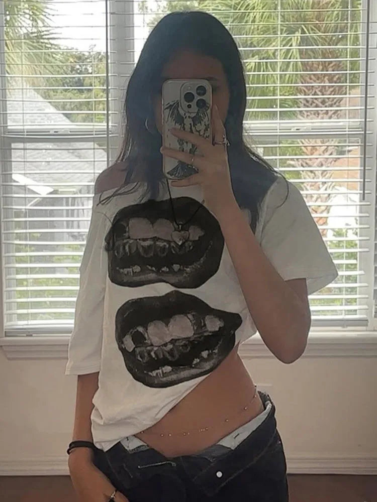 Street Pop Graphic Tee — Oversized Fit