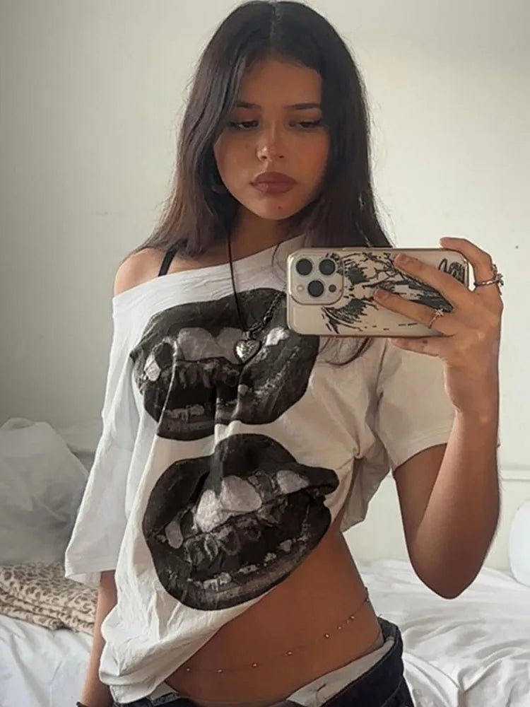 Street Pop Graphic Tee — Oversized Fit